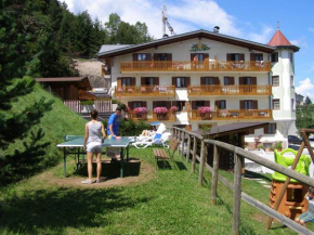 Гостиница Appartamenti La Val  Андало